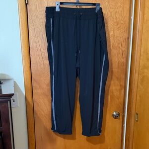 GAP gapfit women’s Black and Gray Track Pants size xl